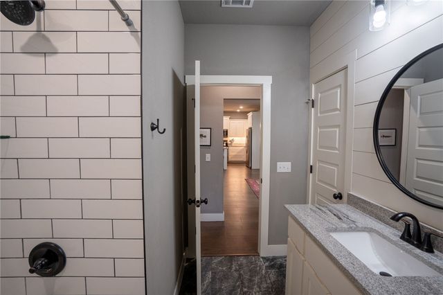 35 Witherby Drive, Bella Vista, AR 72714