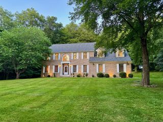 183 Coachmans Drive, Southbury, CT 06488