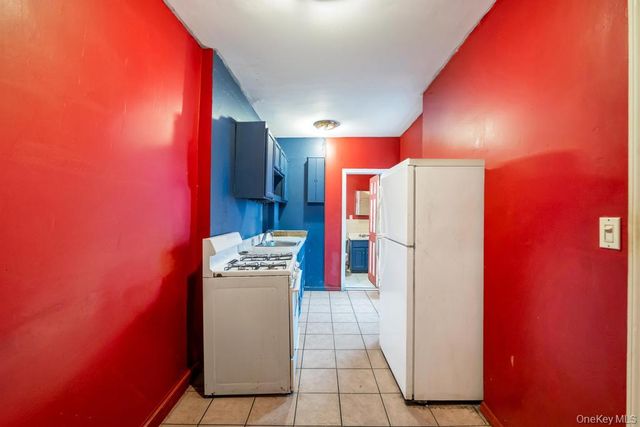 3113 12th Street, Astoria, NY 11106