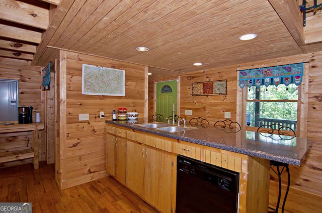 10475 Warwoman Road, Clayton, GA 30525
