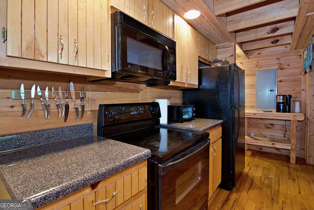 10475 Warwoman Road, Clayton, GA 30525