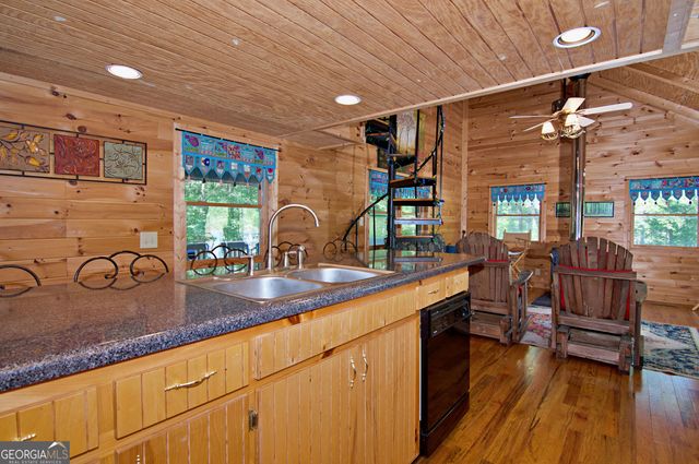 10475 Warwoman Road, Clayton, GA 30525