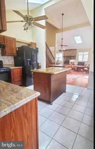 15408 SUNSET HARBOUR BLVD, Mineral, VA 23117