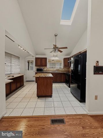 15408 SUNSET HARBOUR BLVD, Mineral, VA 23117