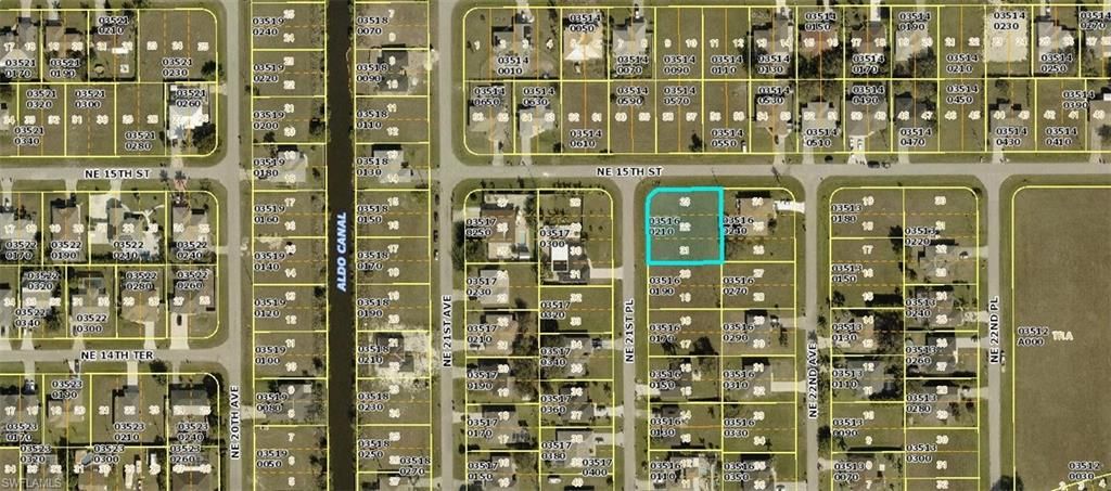 Image 2 of property listing at 1425 21st PL, Cape Coral, FL 33909