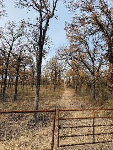 800 Private Road 1485, Hico, TX 76457