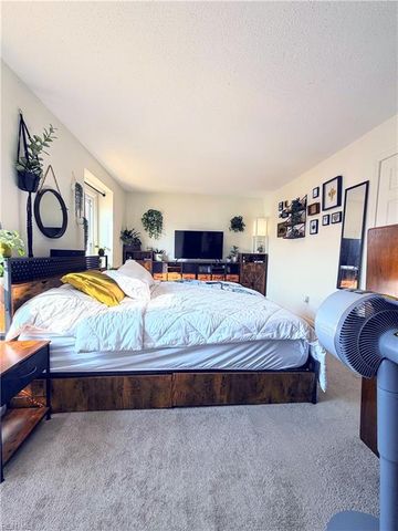 1232 White Birch LN, Virginia Beach, VA 23453