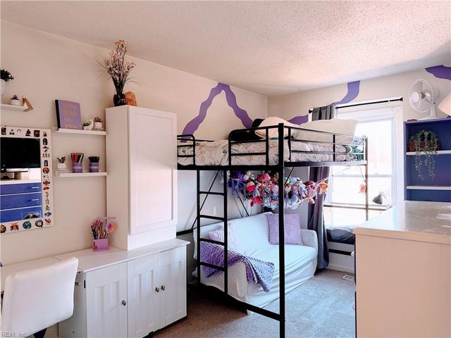 1232 White Birch LN, Virginia Beach, VA 23453