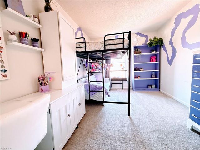 1232 White Birch LN, Virginia Beach, VA 23453