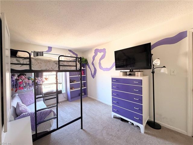 1232 White Birch LN, Virginia Beach, VA 23453