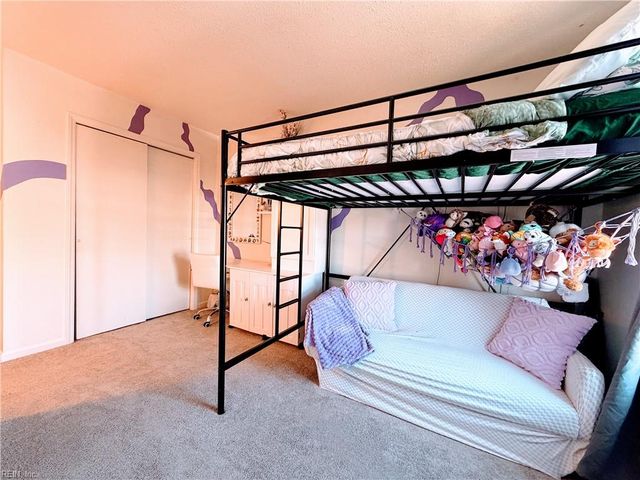 1232 White Birch LN, Virginia Beach, VA 23453