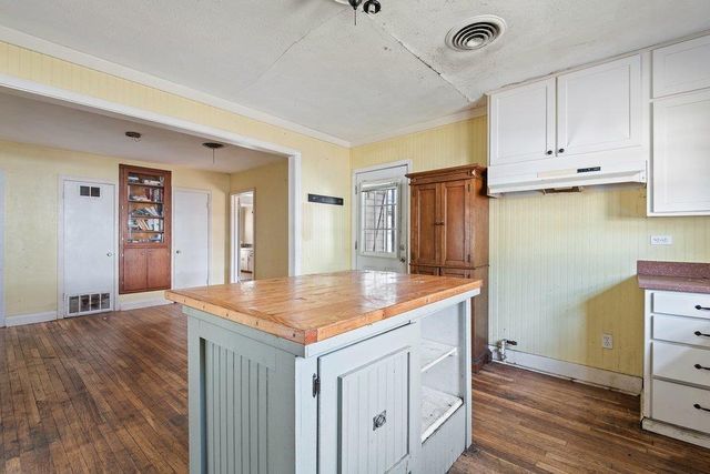 701 N Washington ST, La Grange, TX 78945