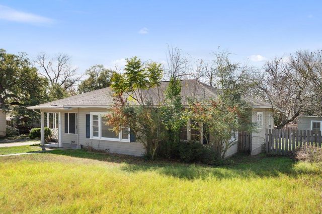 701 N Washington ST, La Grange, TX 78945