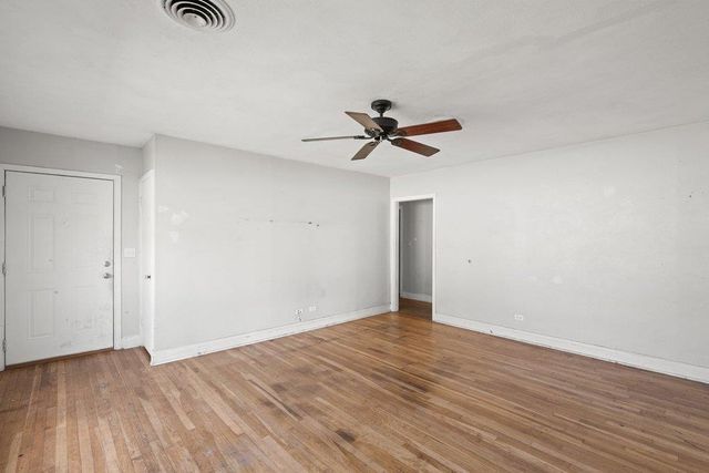 701 N Washington ST, La Grange, TX 78945