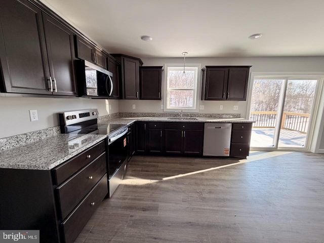 1550 SHERRY DRIVE, Chambersburg, PA 17202