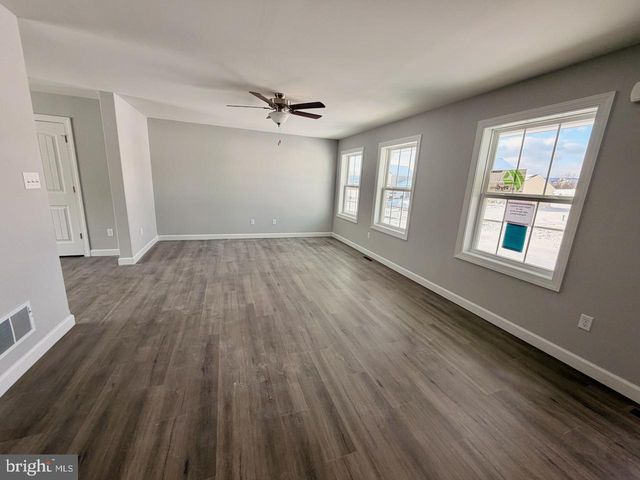 1550 SHERRY DRIVE, Chambersburg, PA 17202