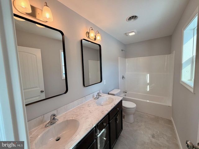 1550 SHERRY DRIVE, Chambersburg, PA 17202