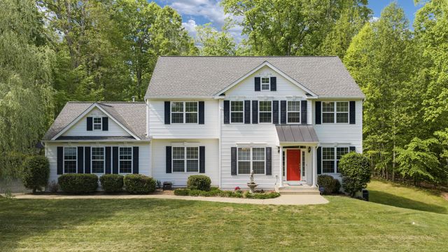 201 GENTLE BREEZE CIR, Fredericksburg, VA 22406