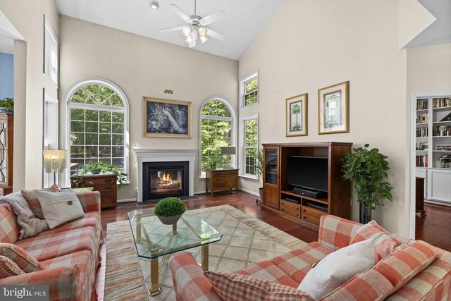 201 GENTLE BREEZE CIR, Fredericksburg, VA 22406