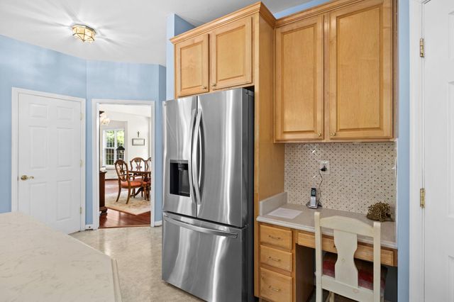 201 GENTLE BREEZE CIR, Fredericksburg, VA 22406