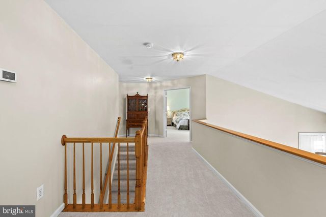 201 GENTLE BREEZE CIR, Fredericksburg, VA 22406