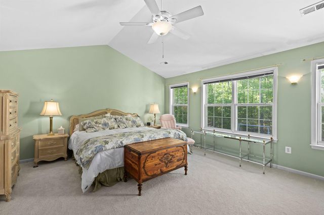 201 GENTLE BREEZE CIR, Fredericksburg, VA 22406