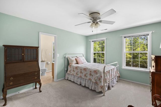 201 GENTLE BREEZE CIR, Fredericksburg, VA 22406