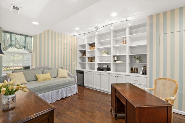 201 GENTLE BREEZE CIR, Fredericksburg, VA 22406