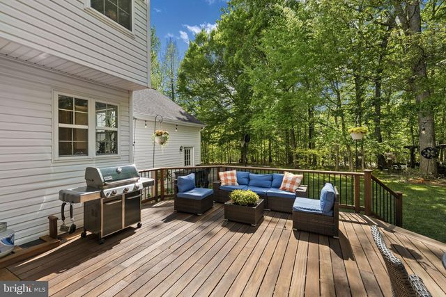 201 GENTLE BREEZE CIR, Fredericksburg, VA 22406