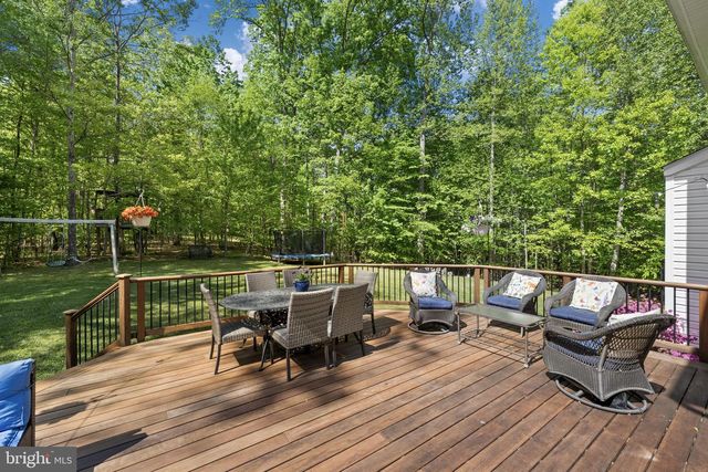 201 GENTLE BREEZE CIR, Fredericksburg, VA 22406