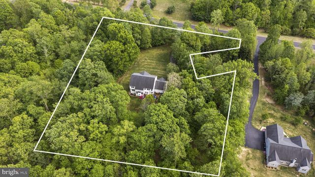 201 GENTLE BREEZE CIR, Fredericksburg, VA 22406