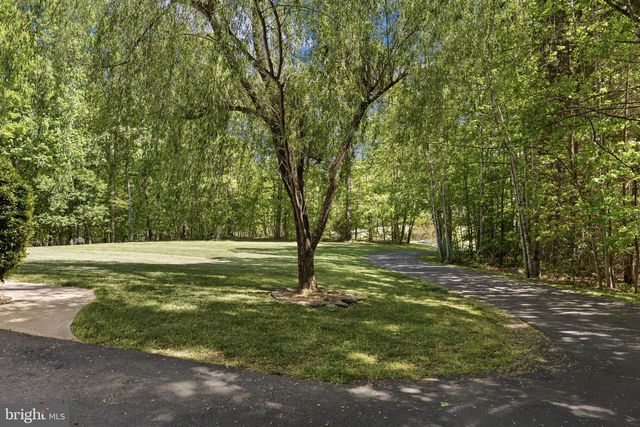 201 GENTLE BREEZE CIR, Fredericksburg, VA 22406