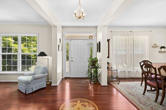 201 GENTLE BREEZE CIR, Fredericksburg, VA 22406