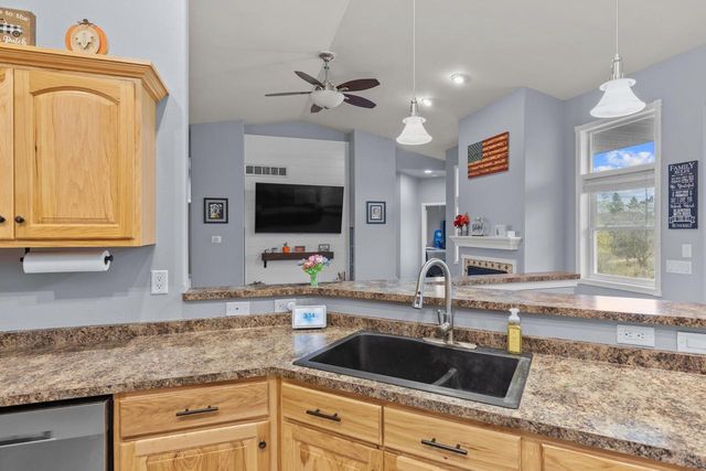 N7146 Pacific Ridge, Pardeeville, WI 53954