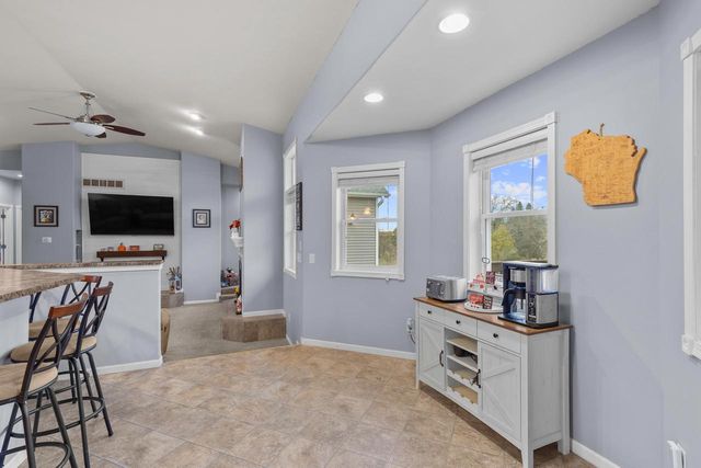 N7146 Pacific Ridge, Pardeeville, WI 53954