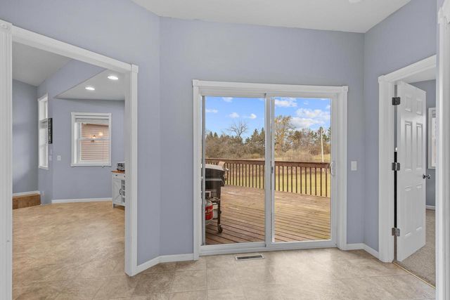 N7146 Pacific Ridge, Pardeeville, WI 53954