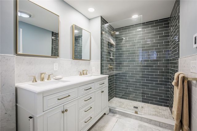 135 Coniston Drive, Brighton, NY 14610