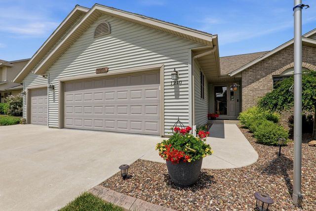 1210 Foxglove LANE, Sheboygan Falls, WI 53085