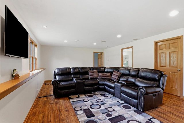 1210 Foxglove LANE, Sheboygan Falls, WI 53085