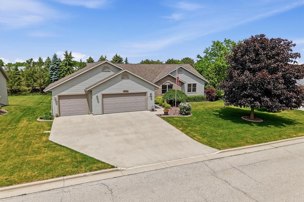 1210 Foxglove LANE, Sheboygan Falls, WI 53085