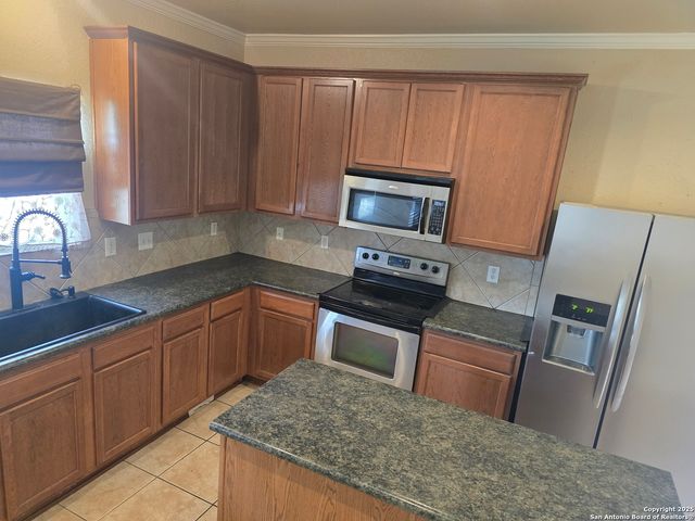 9510 Rainbow Creek, San Antonio, TX 78245