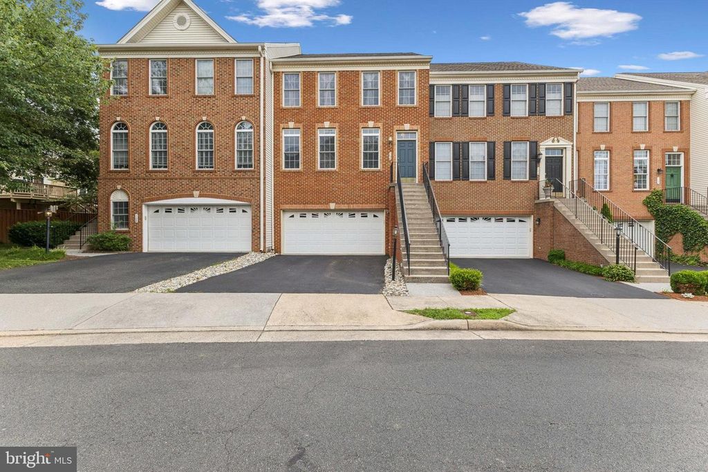 106 MISTY POND TER, Purcellville, VA 20132