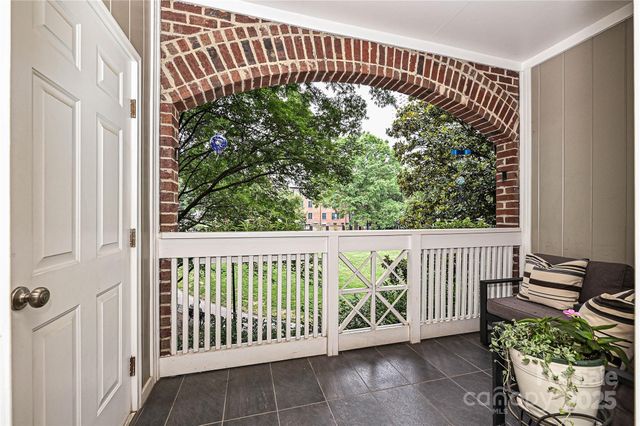 333 W 7th Street, Charlotte, NC 28202