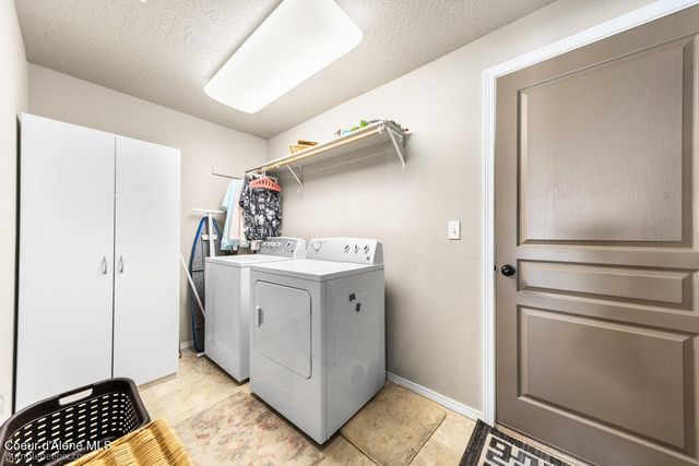 19019 E Mountain View Ave, Spokane Valley, WA 99027