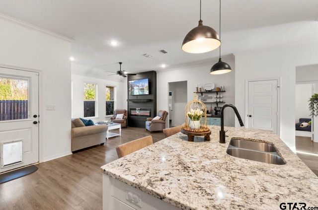 1703 Alamo Crossing, Tyler, TX 75701