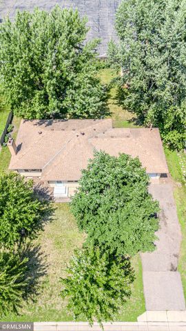 837 Monroe Street, Anoka, MN 55303
