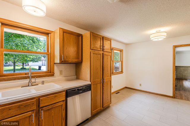 837 Monroe Street, Anoka, MN 55303