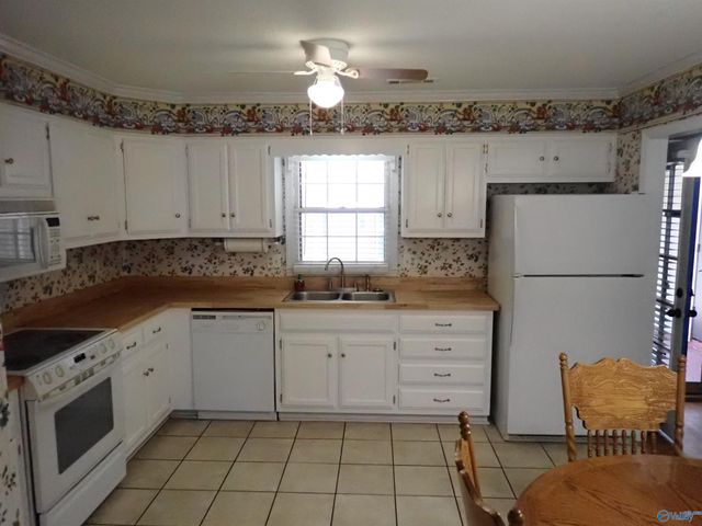 2176 Westbury Court Sw, Decatur, AL 35603