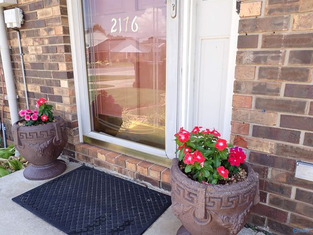 2176 Westbury Court Sw, Decatur, AL 35603