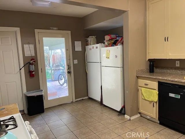 6709 Vesper, Van Nuys, CA 91405